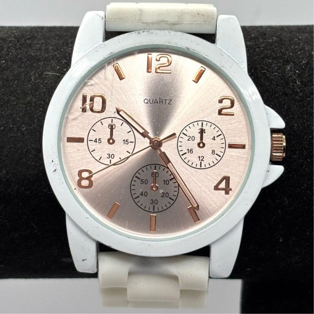 White Retro Men's Watch